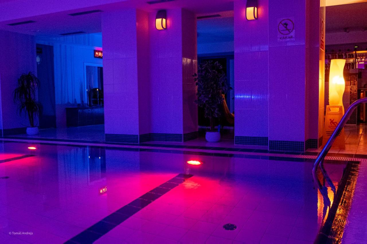 Hotel Tommy Wellness & Spa นาคอด ภายนอก รูปภาพ
