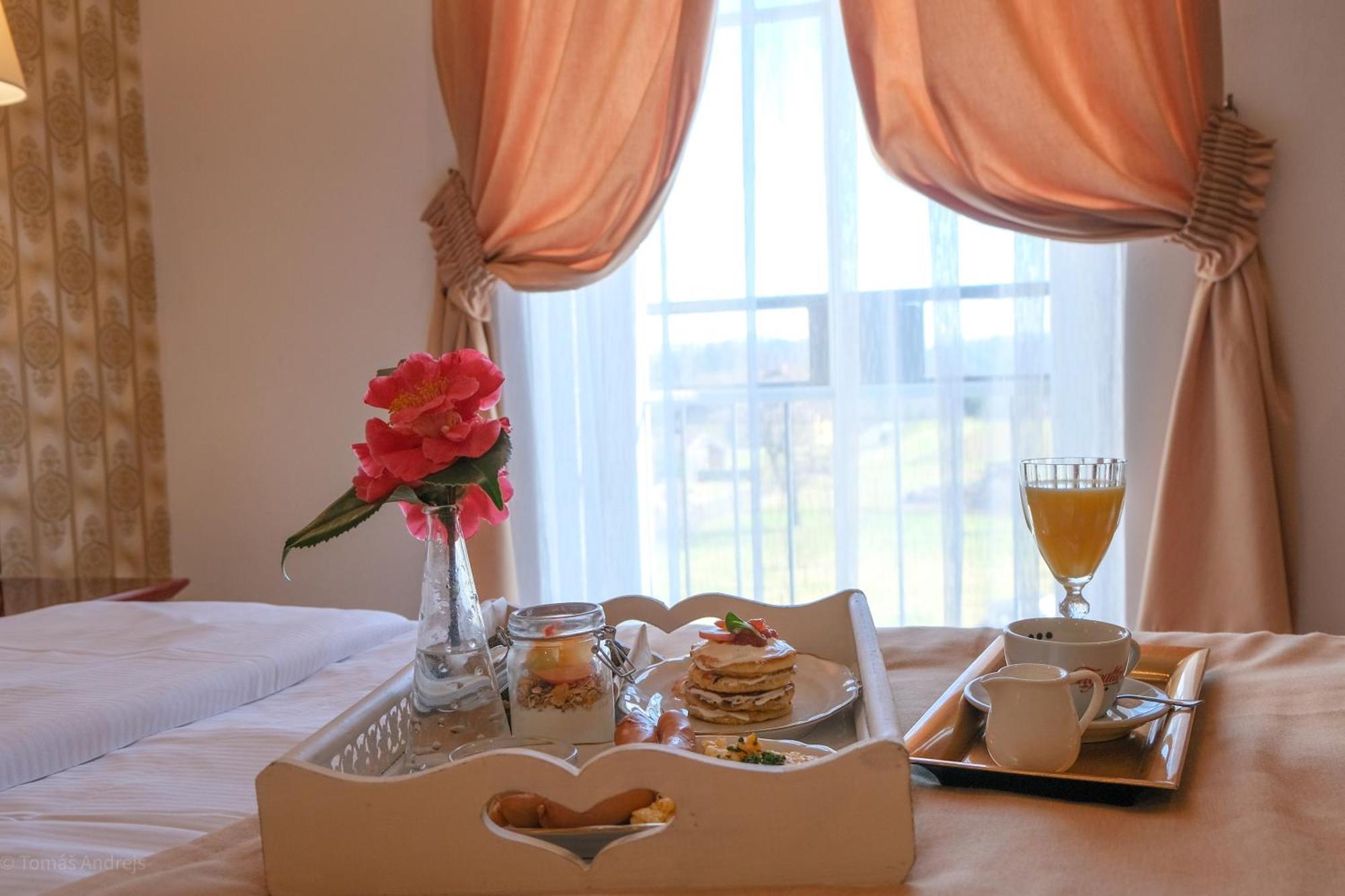 Hotel Tommy Wellness & Spa นาคอด ภายนอก รูปภาพ